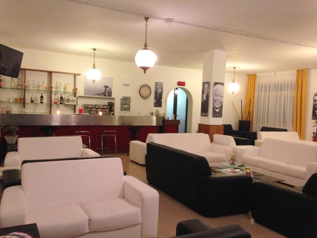 Hotel Roncobilaccio Roncobillaccio Eksteriør billede