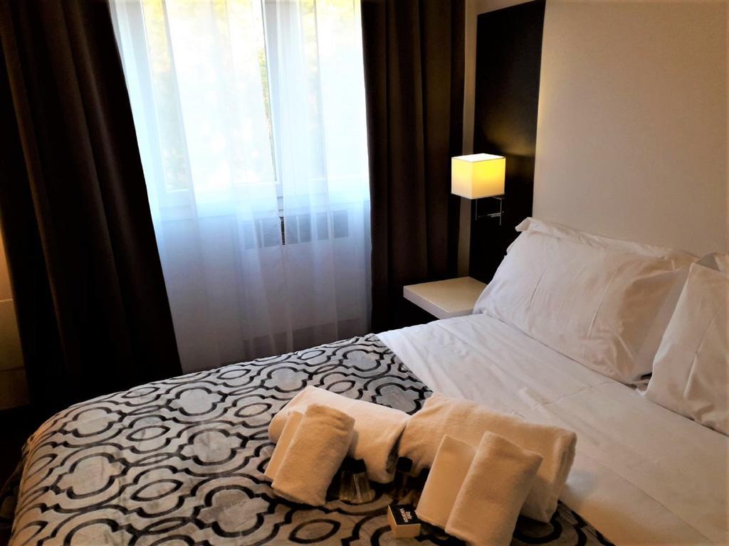Hotel Roncobilaccio Roncobillaccio Eksteriør billede