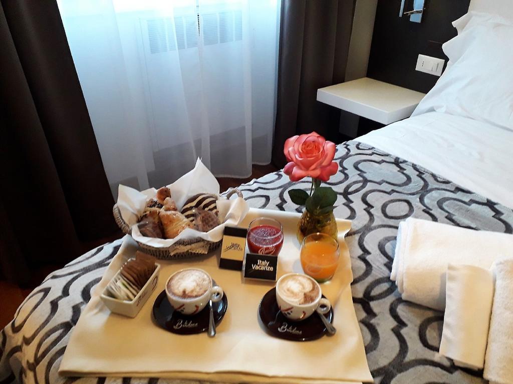 Hotel Roncobilaccio Roncobillaccio Eksteriør billede