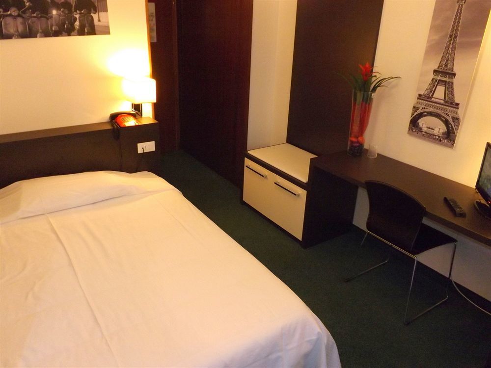 Hotel Roncobilaccio Roncobillaccio Eksteriør billede